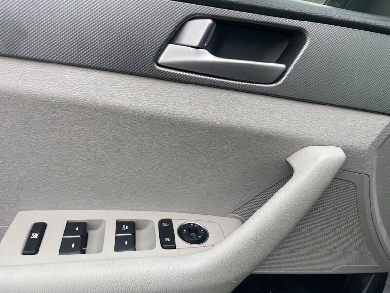 2016 Hyundai Sonata SE