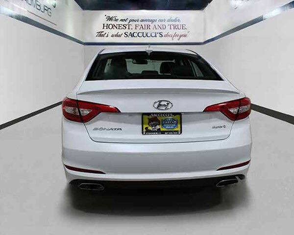 2017 Hyundai SONATA for sale at Saccucci's Of Schaumburg in Schaumburg, IL