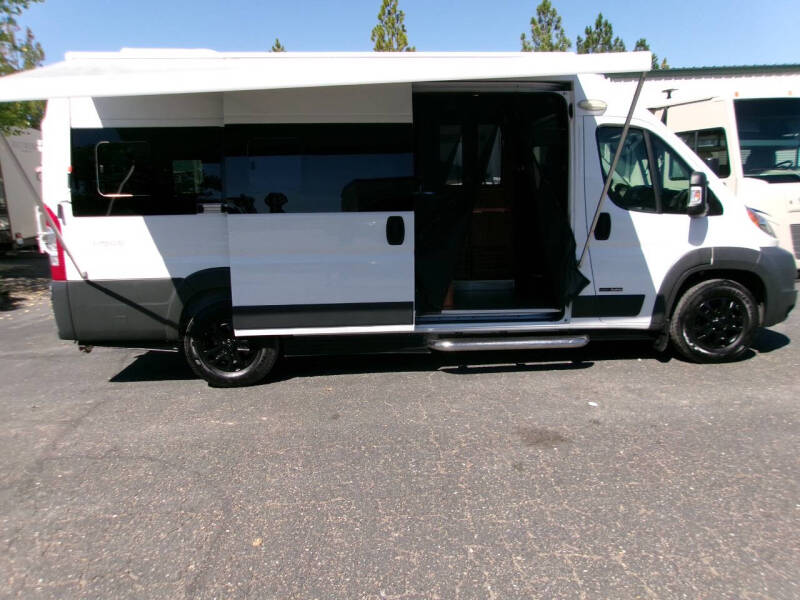 2016 Roadtrek Simplicity