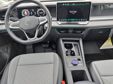 2026 Volkswagen Tiguan SE 4Motion