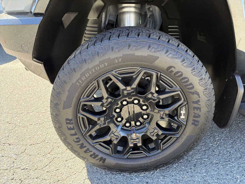 2025 GMC HUMMER EV 2X