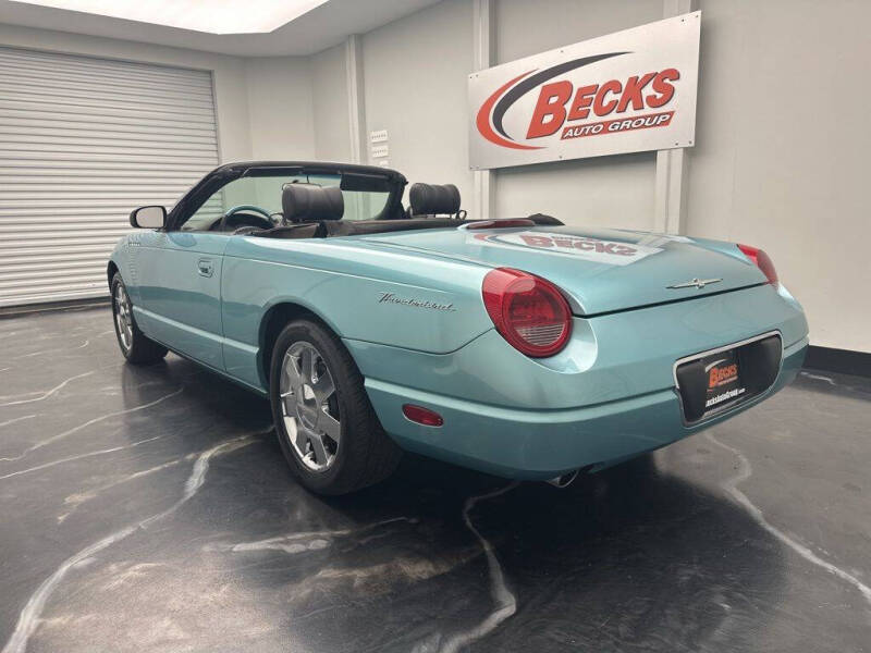 2002 Ford Thunderbird Deluxe