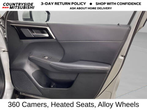 2023 Mitsubishi Outlander SE