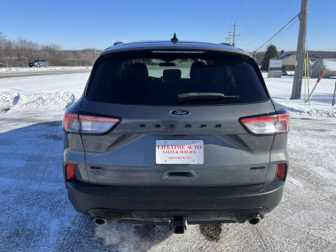 2022 Ford Escape SEL