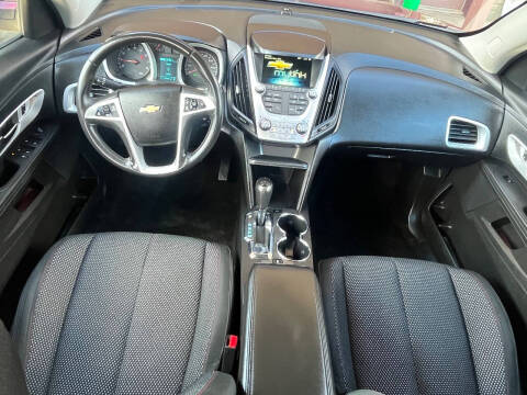 2017 Chevrolet Equinox LT