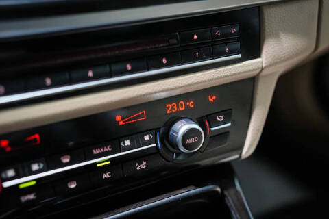 2015 BMW 5 Series 528i