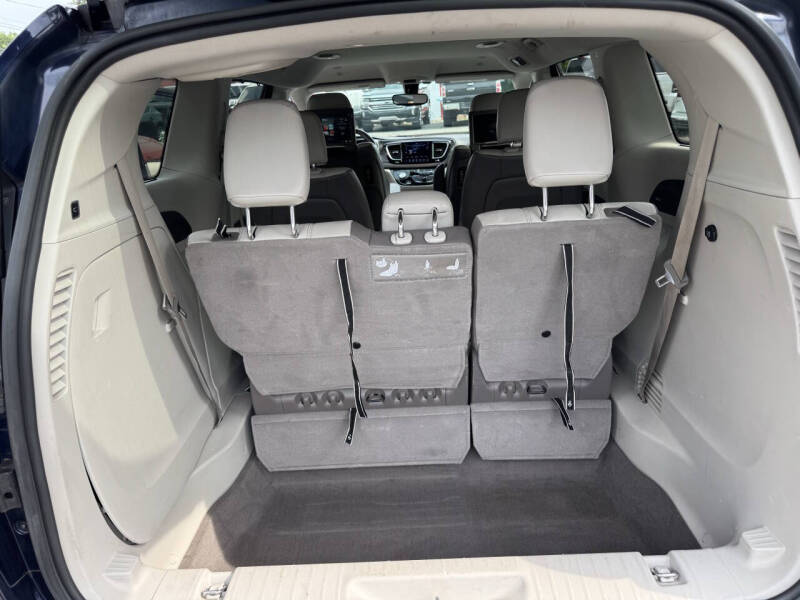 2018 Chrysler Pacifica Touring L Plus