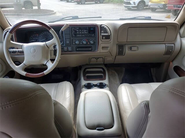 2000 Cadillac Escalade for sale at Bowman Auto Center in Clarkston, MI