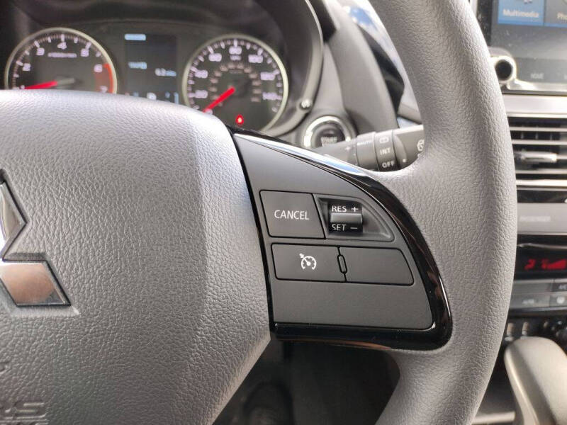 2026 Mitsubishi Eclipse Cross LE
