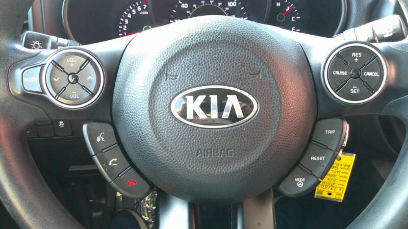 2016 Kia Soul +