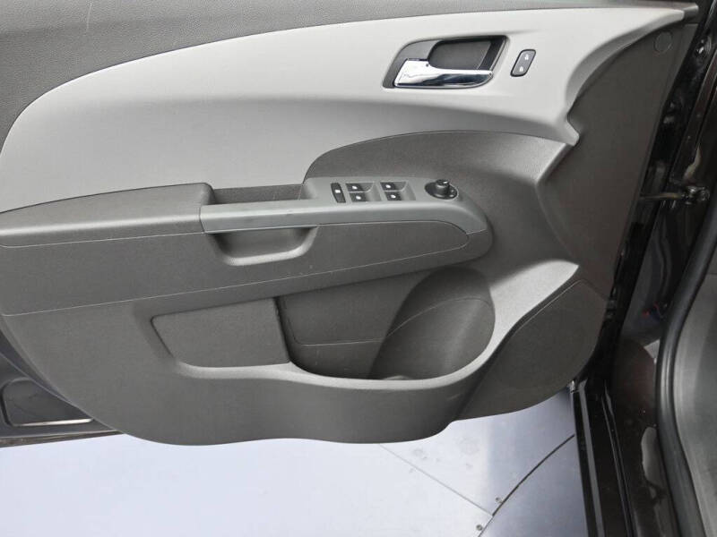 2014 Chevrolet Sonic LT Auto