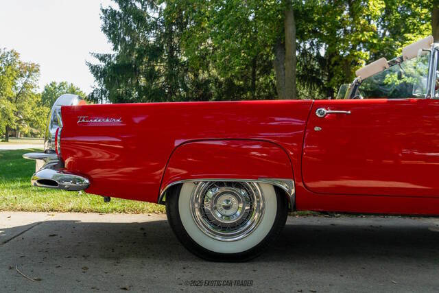 1956 Ford Thunderbird