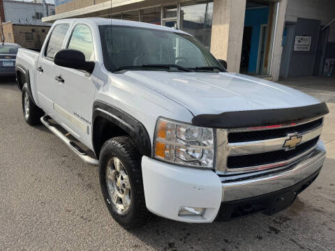 2007 Chevrolet Silverado 1500 for sale at BEAR CREEK AUTO SALES in Spring Valley MN