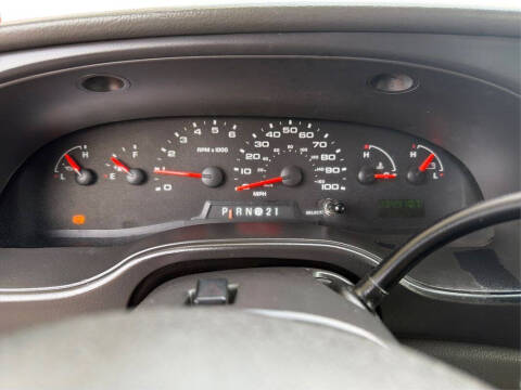 2005 Ford E-Series E-350 SD