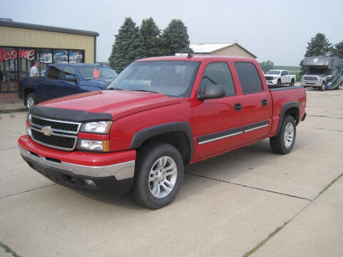 2006 Chevrolet Silverado 1500 for sale at IVERSON'S CAR SALES in Canton SD