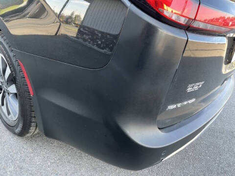 2023 Chrysler Pacifica Plug-In Hybrid Limited