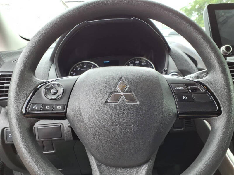 2024 Mitsubishi Eclipse Cross LE