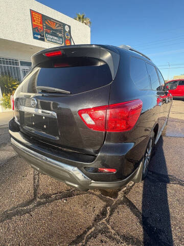 2018 Nissan Pathfinder S