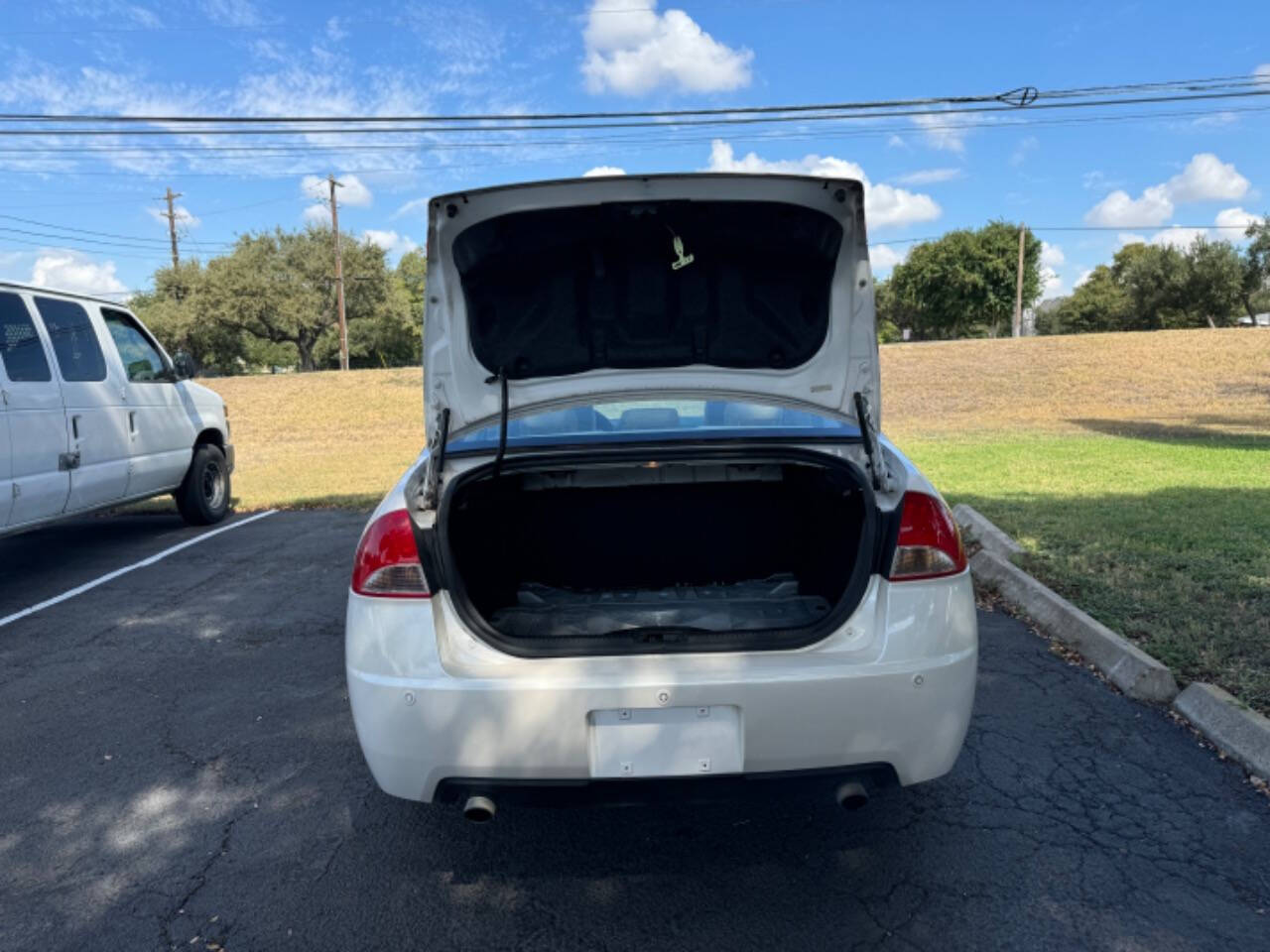 2010 Mercury Milan for sale at AUSTIN PREMIER AUTO in Austin, TX