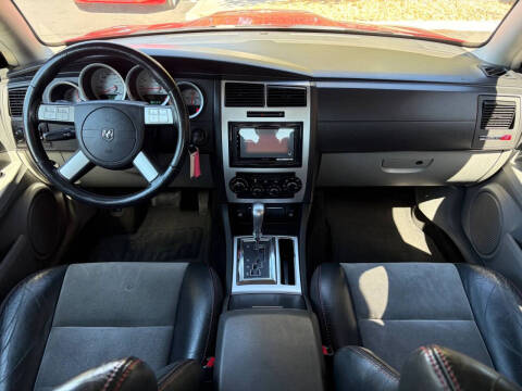 2006 Dodge Charger SRT-8