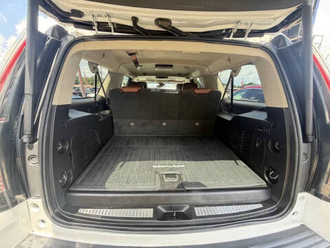 2017 Cadillac Escalade ESV Premium Luxury