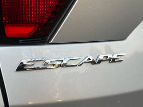 2019 Ford Escape S