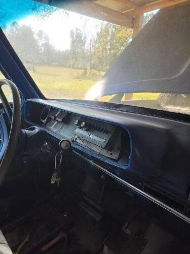 1976 Dodge D100 Pickup