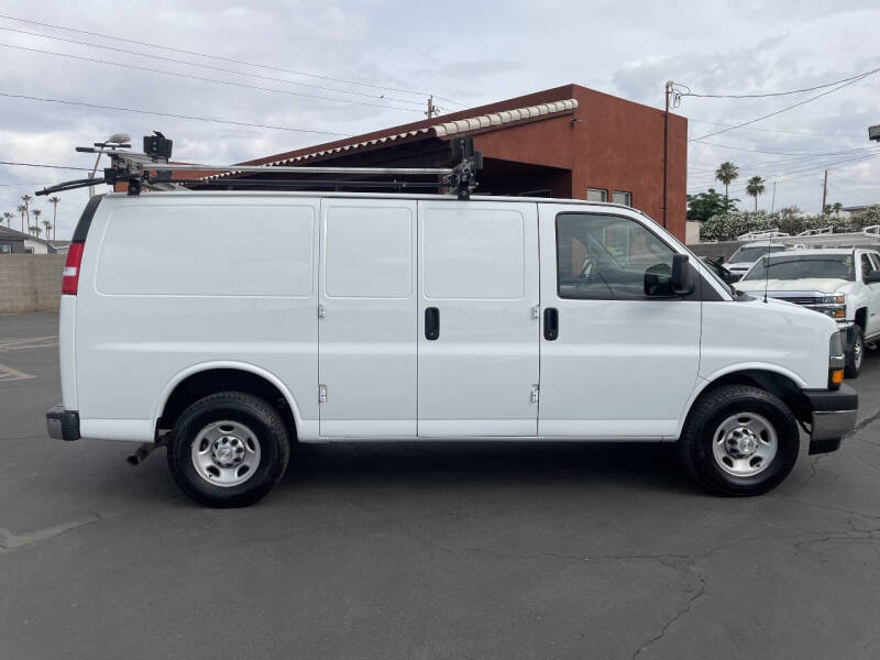 2023 Chevrolet Express 2500