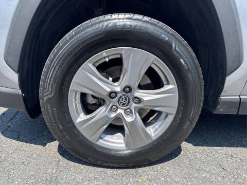 2023 Toyota RAV4 Hybrid LE