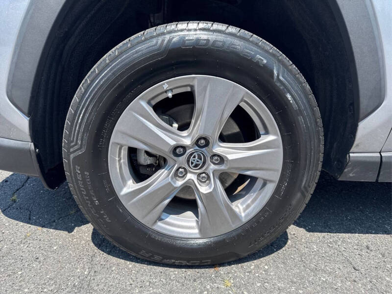 2023 Toyota RAV4 Hybrid LE