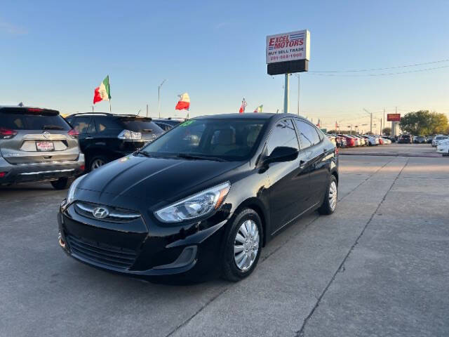 2015 Hyundai Accent GLS