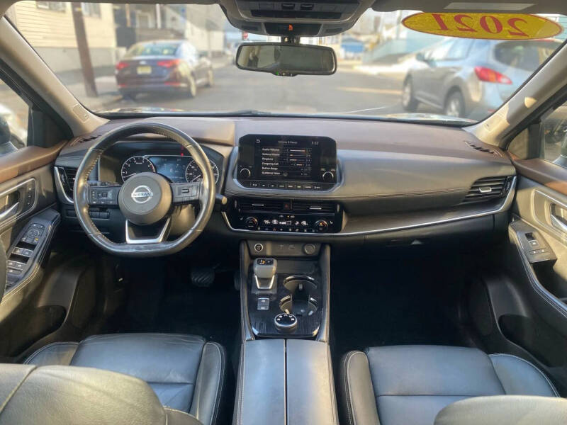 2021 Nissan Rogue SL