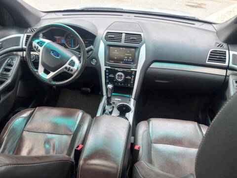 2014 Ford Explorer Sport