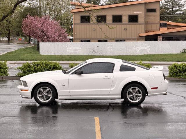 2006 Ford Mustang