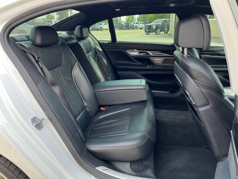 2019 BMW 7 Series 750i