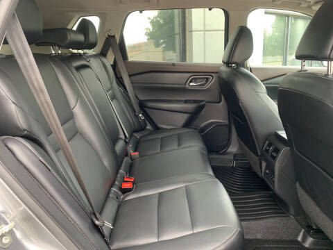 2021 Nissan Rogue SL