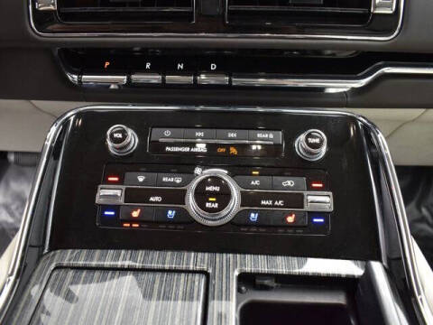 2023 Lincoln Navigator L Black Label