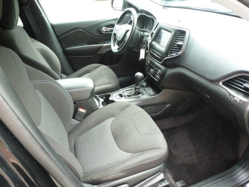 2019 Jeep Cherokee Latitude