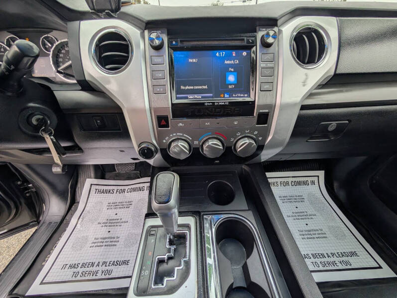 2015 Toyota Tundra SR5