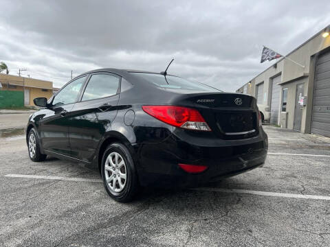 2014 Hyundai Accent GLS