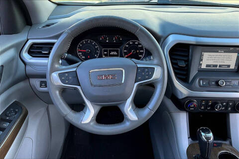 2017 GMC Acadia SLE-1