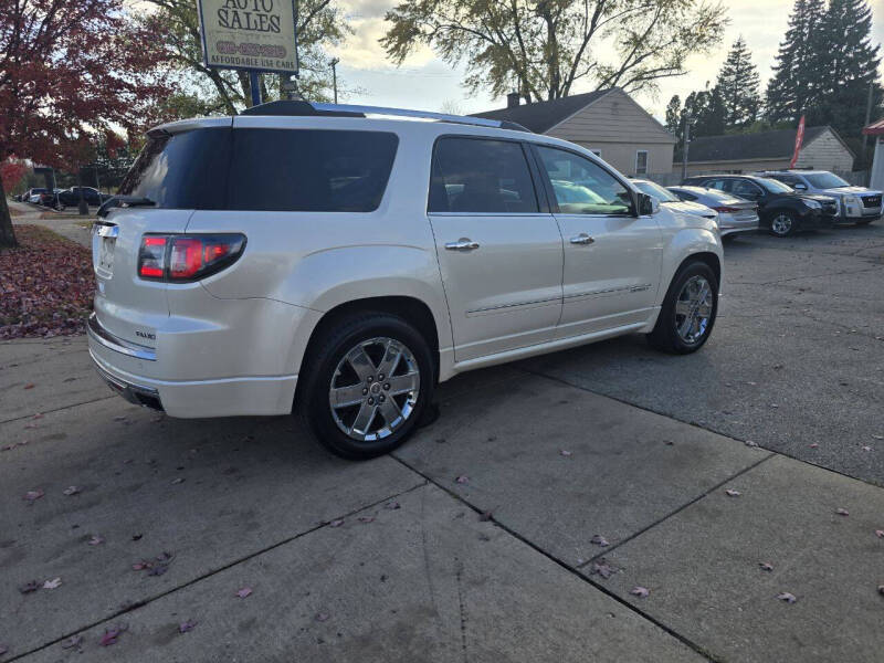 2015 GMC Acadia Denali photo 3