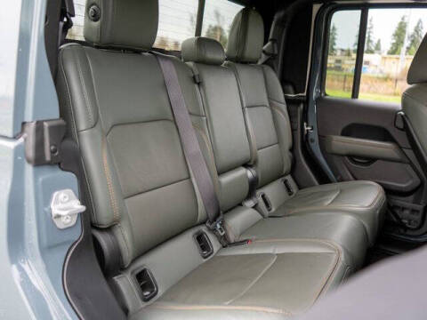 2025 Jeep Gladiator Mojave