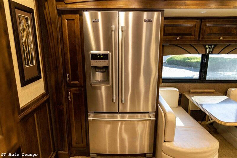 2016 Freightliner XCM Chassis