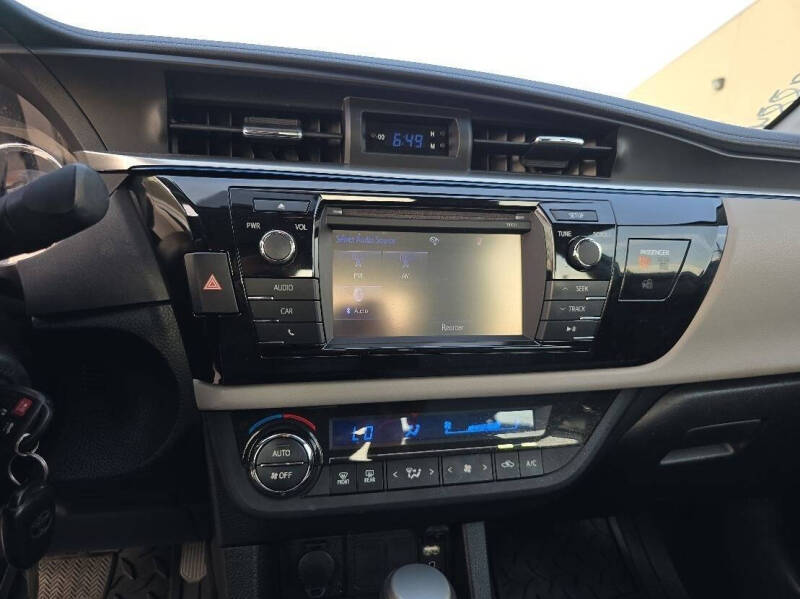 2016 Toyota Corolla LE