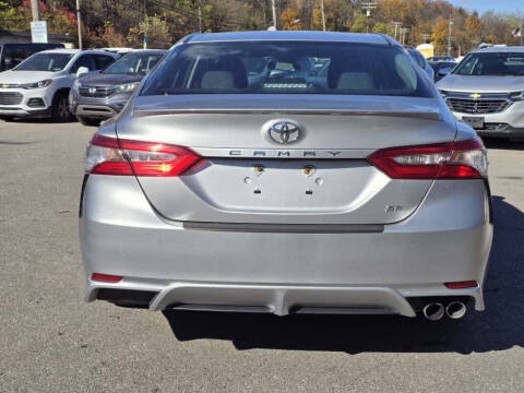 2018 Toyota Camry SE