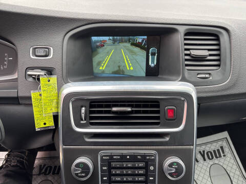 2016 Volvo V60 T5 Premier