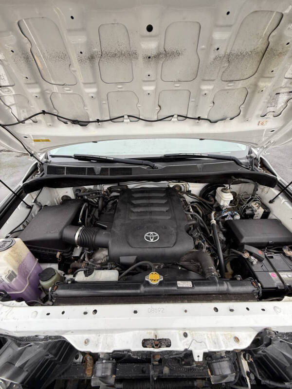 2012 Toyota Sequoia Limited