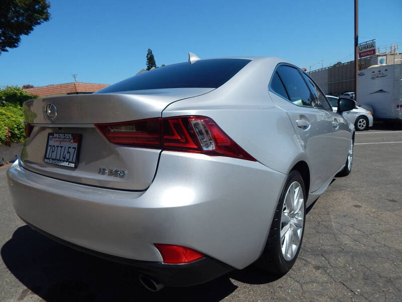 2015 Lexus IS 250