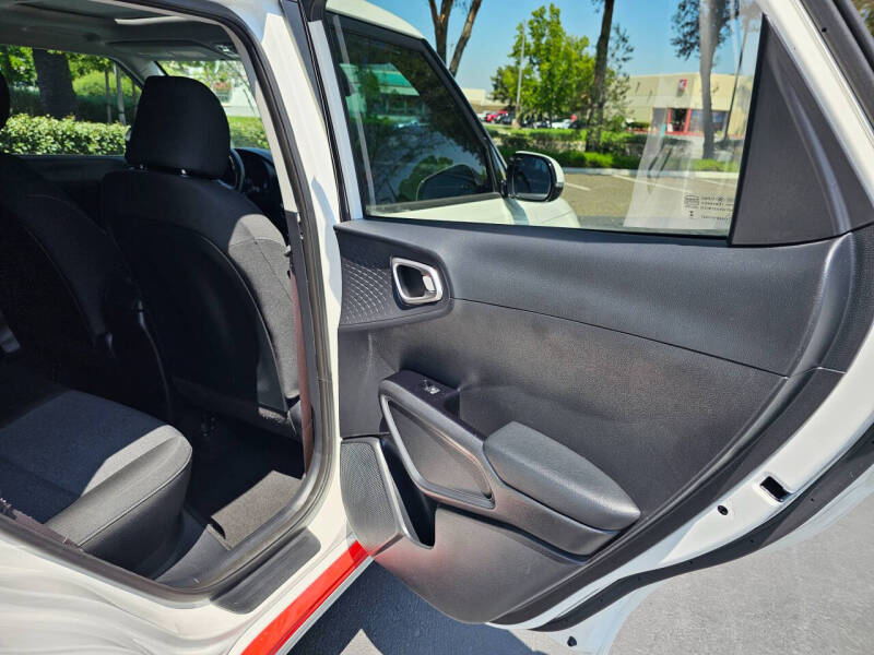 2021 Kia Soul GT-Line